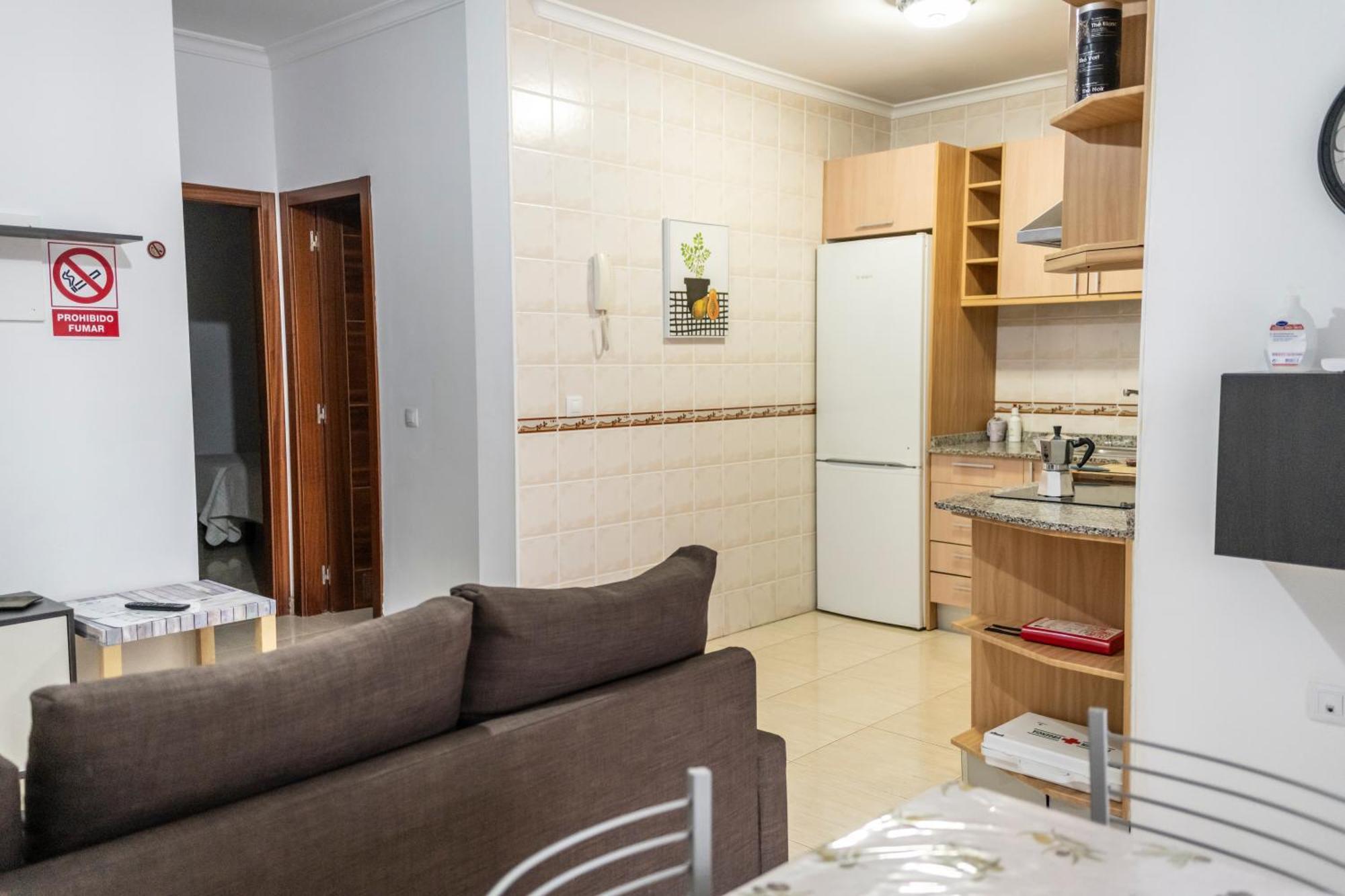 Yesenia Vv Airport Apartment El Matorral Екстериор снимка